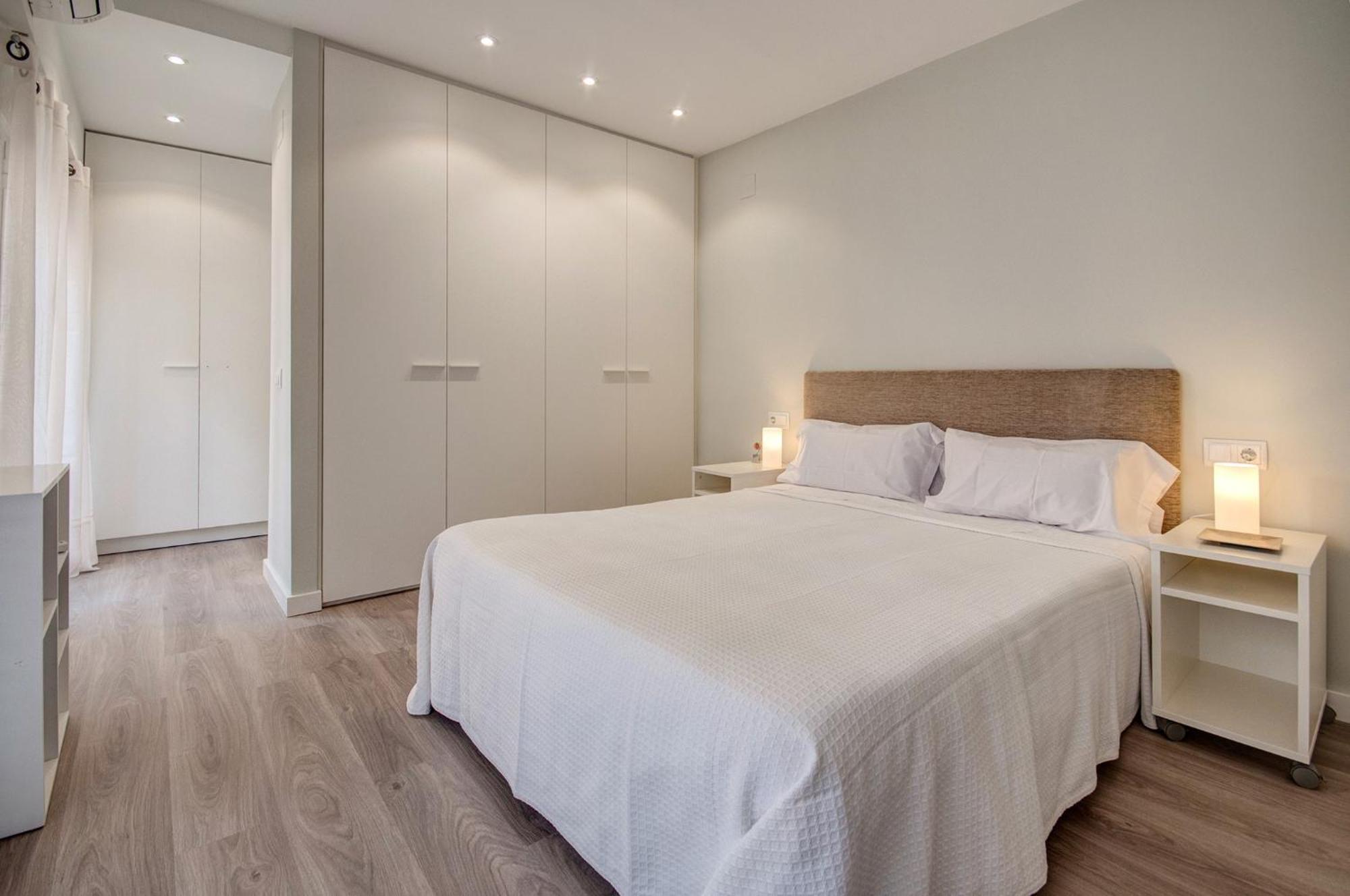 Beds & Breaks Casals Apartment Валенсия Екстериор снимка